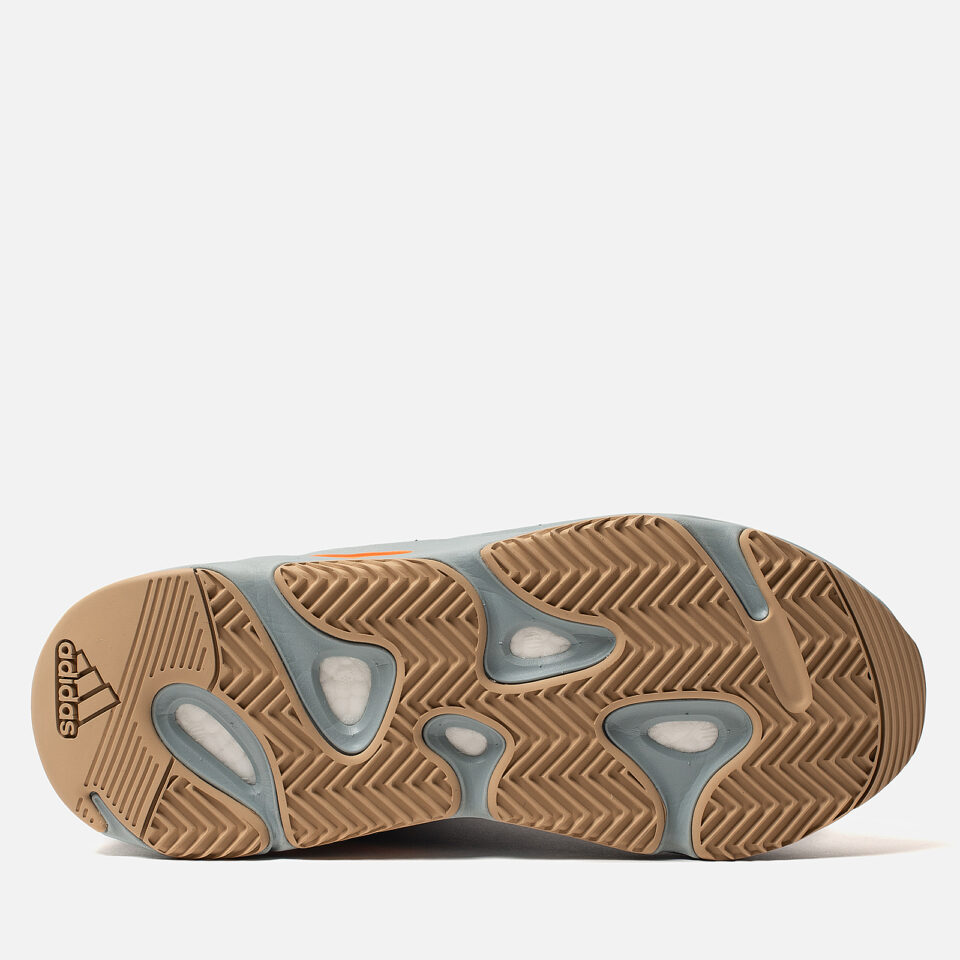 Yeezy Boost 700 "Carbon Blue" — изображение 5