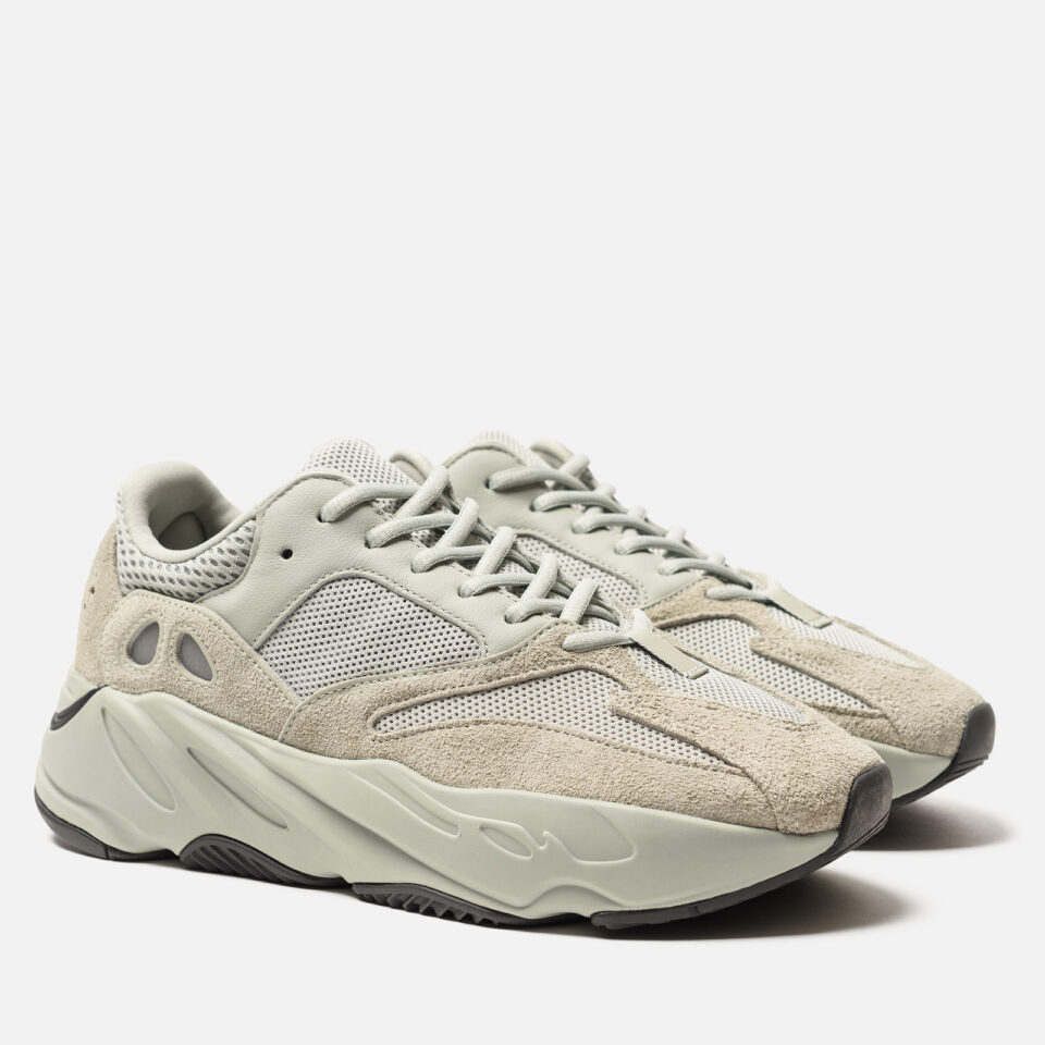 Yeezy Boost 700 "Salt" 2 Yeezy Boost 700 "Salt" — изображение 2