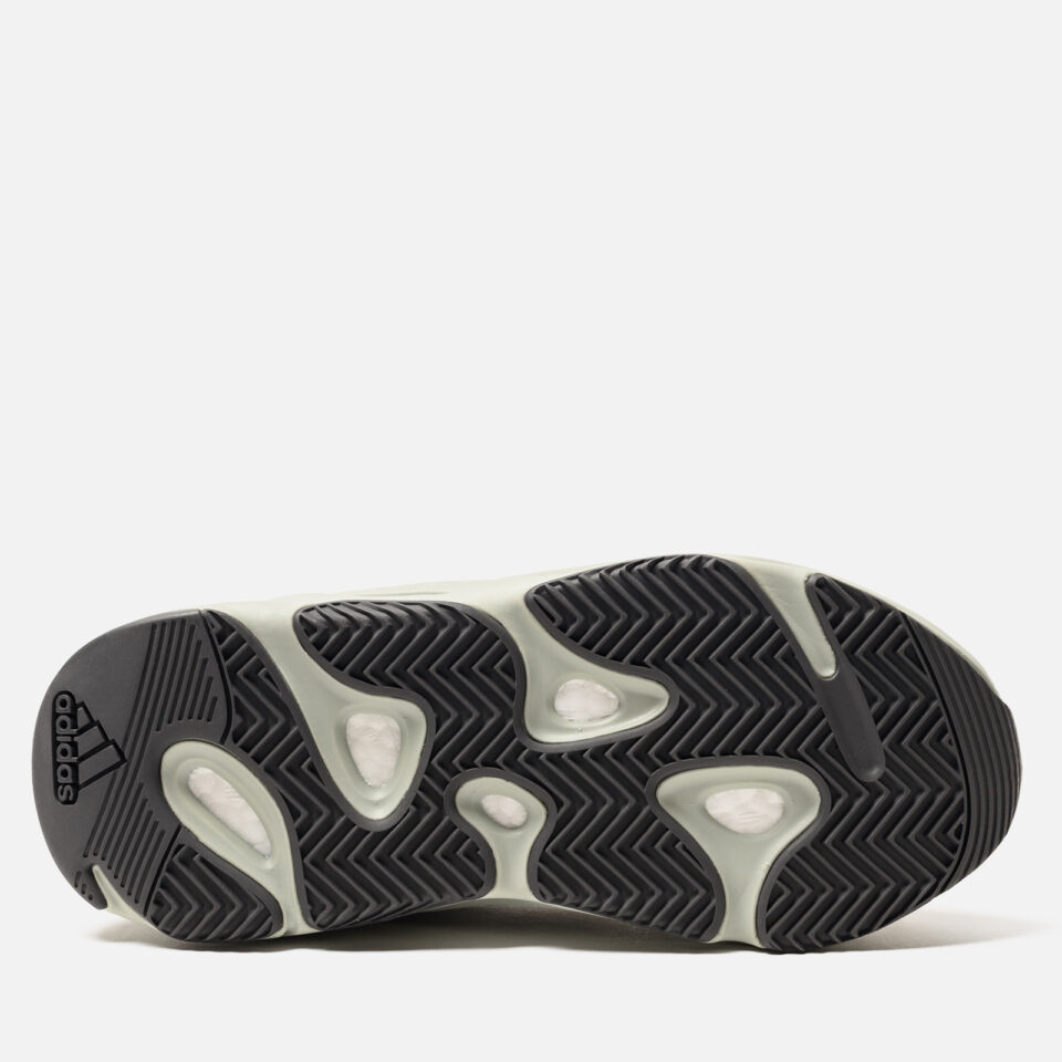 Yeezy Boost 700 "Salt" — изображение 4