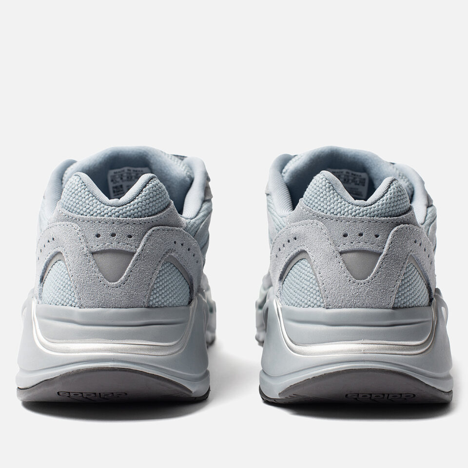 Yeezy Boost 700 V2 "Hospital Blue" — изображение 4