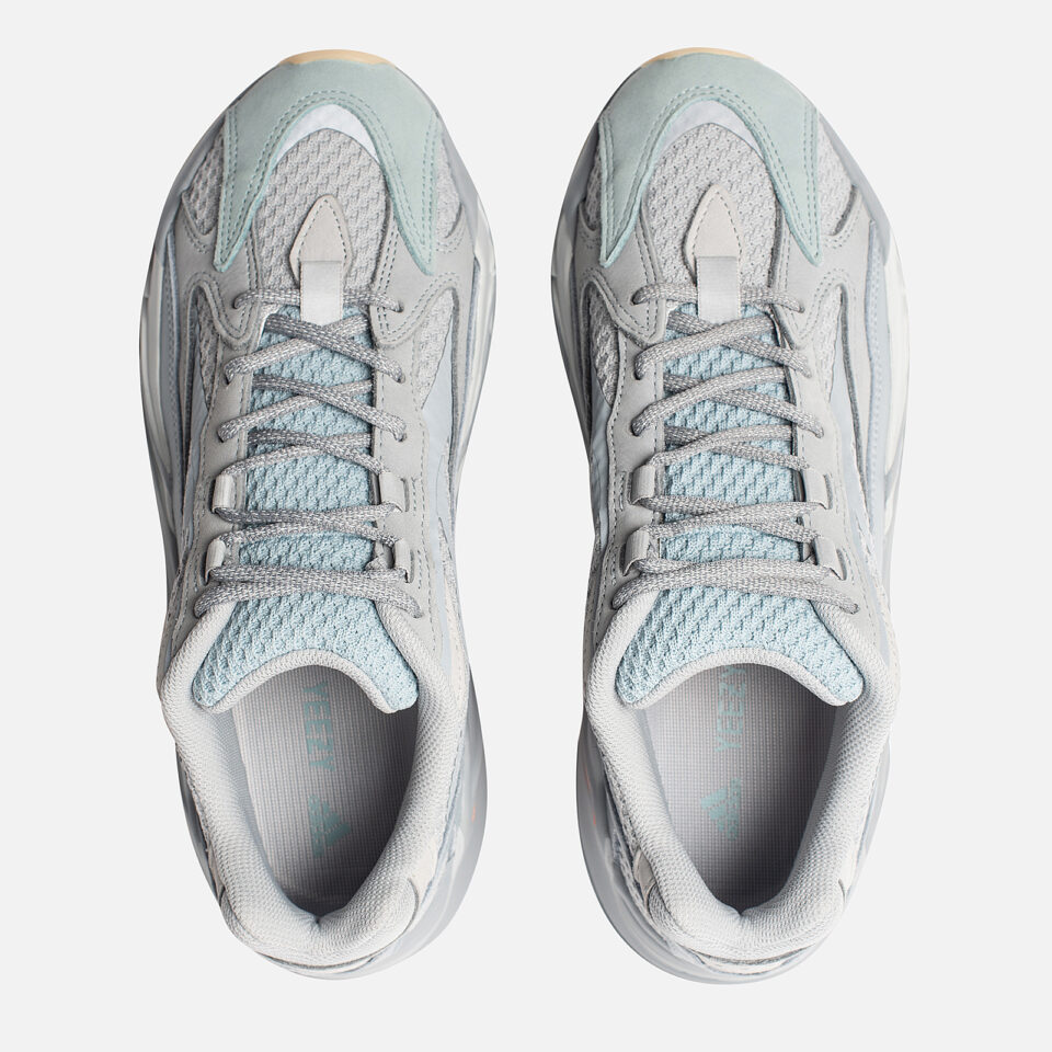 Yeezy Boost 700 V2 "Inertia" 3 Yeezy Boost 700 V2 "Inertia" — изображение 3