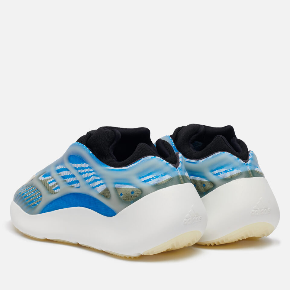 Yeezy Boost 700 V3 "Arzareth" 4 Yeezy Boost 700 V3 "Arzareth" — изображение 4