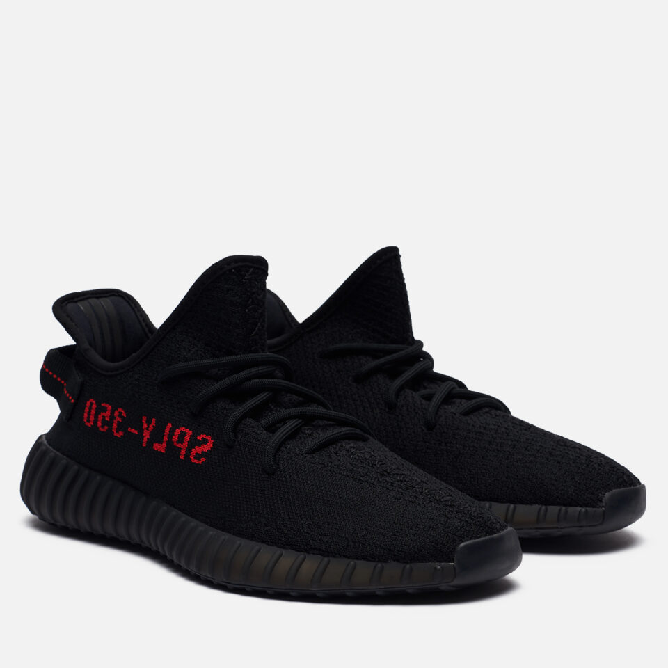 Yeezy Boost 350 V2 "Core Black" — изображение 2