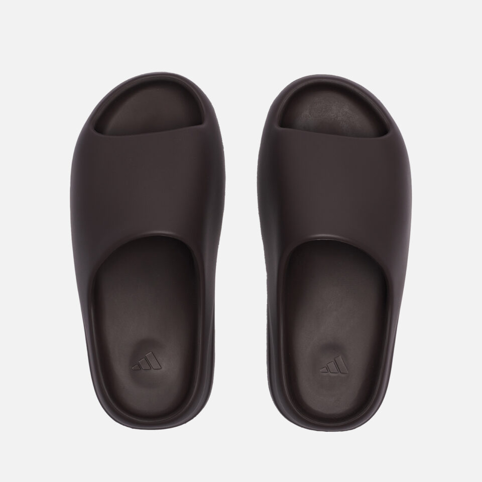 Yeezy Slide "Soot" — изображение 3