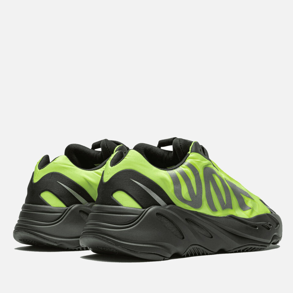 Yeezy Boost 700 MNVN "Phosphor" — изображение 3