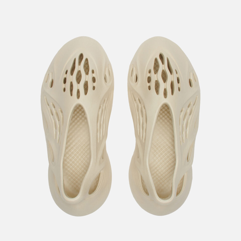 Yeezy Foam Runner MXT "Desert Sand" — изображение 3