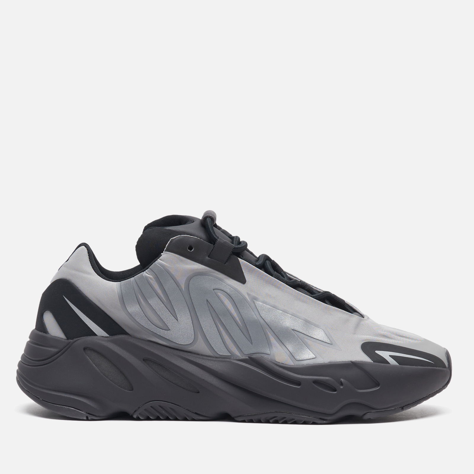 Yeezy Boost 700 MNVN "Metallic" 1 Yeezy Boost 700 MNVN "Metallic"