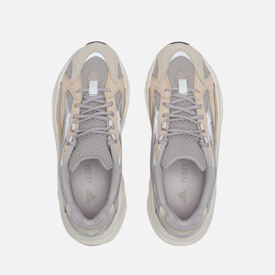 Yeezy Boost 700 V2 "Cream" 3 Yeezy Boost 700 V2 "Cream" — изображение 3