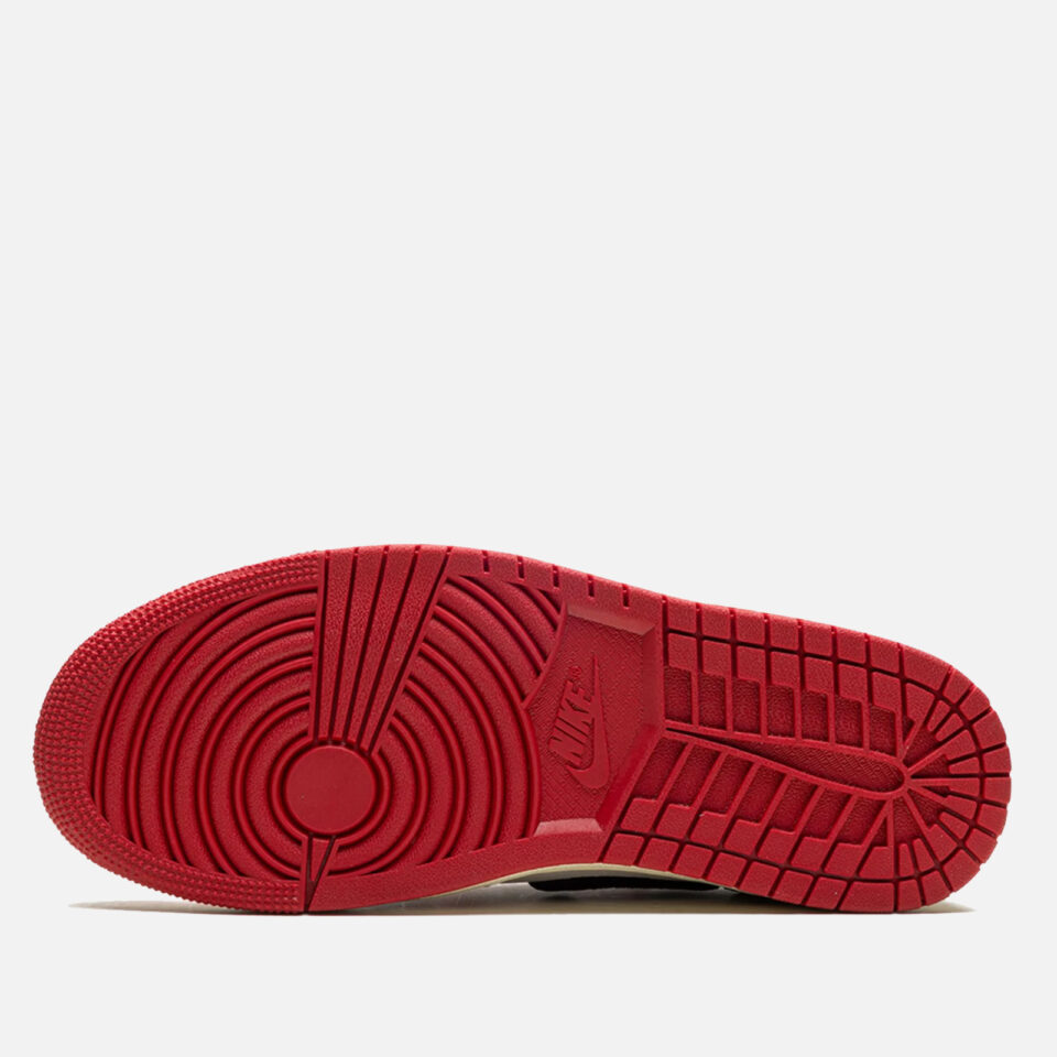 Trophy Room X Air Jordan 1 Retro Low OG SP Rookie Card - Away 6 Trophy Room X Air Jordan 1 Retro Low OG SP Rookie Card - Away — изображение 6